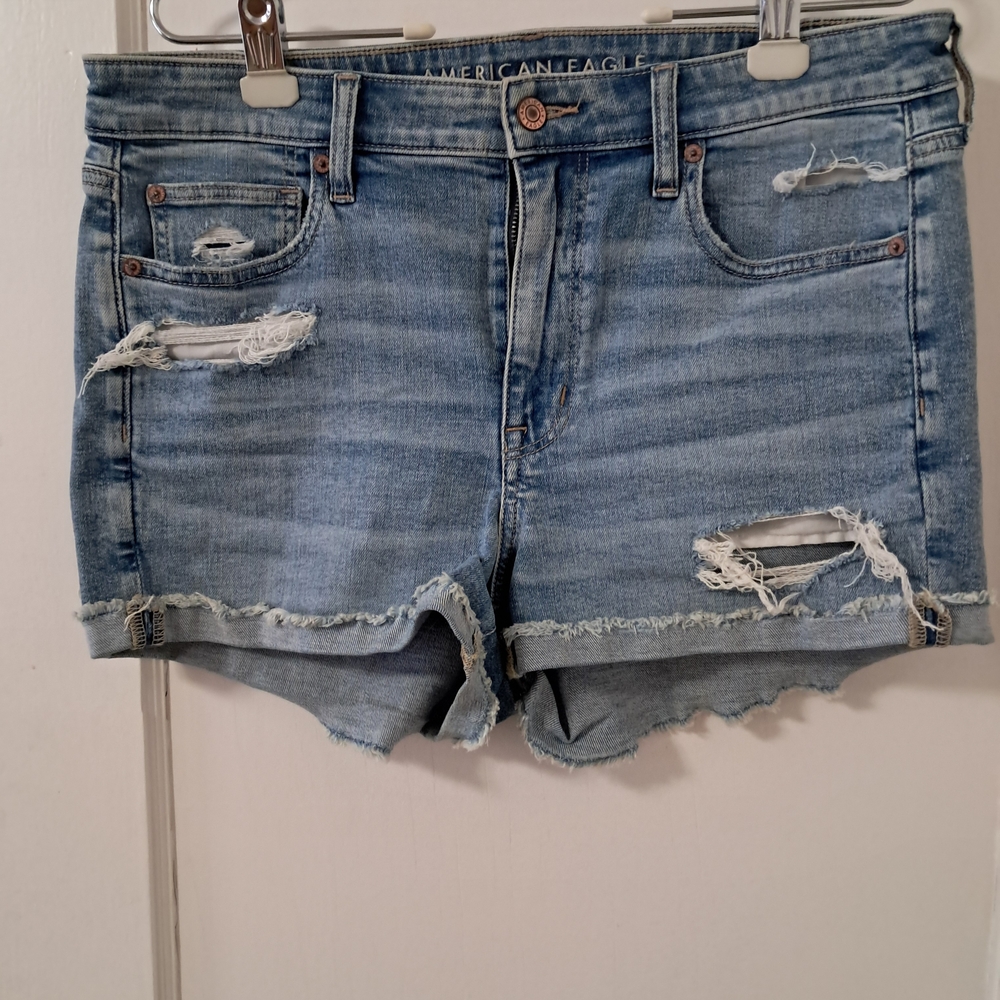 American Eagle Womens High-rise Distressed Denim Shorts
